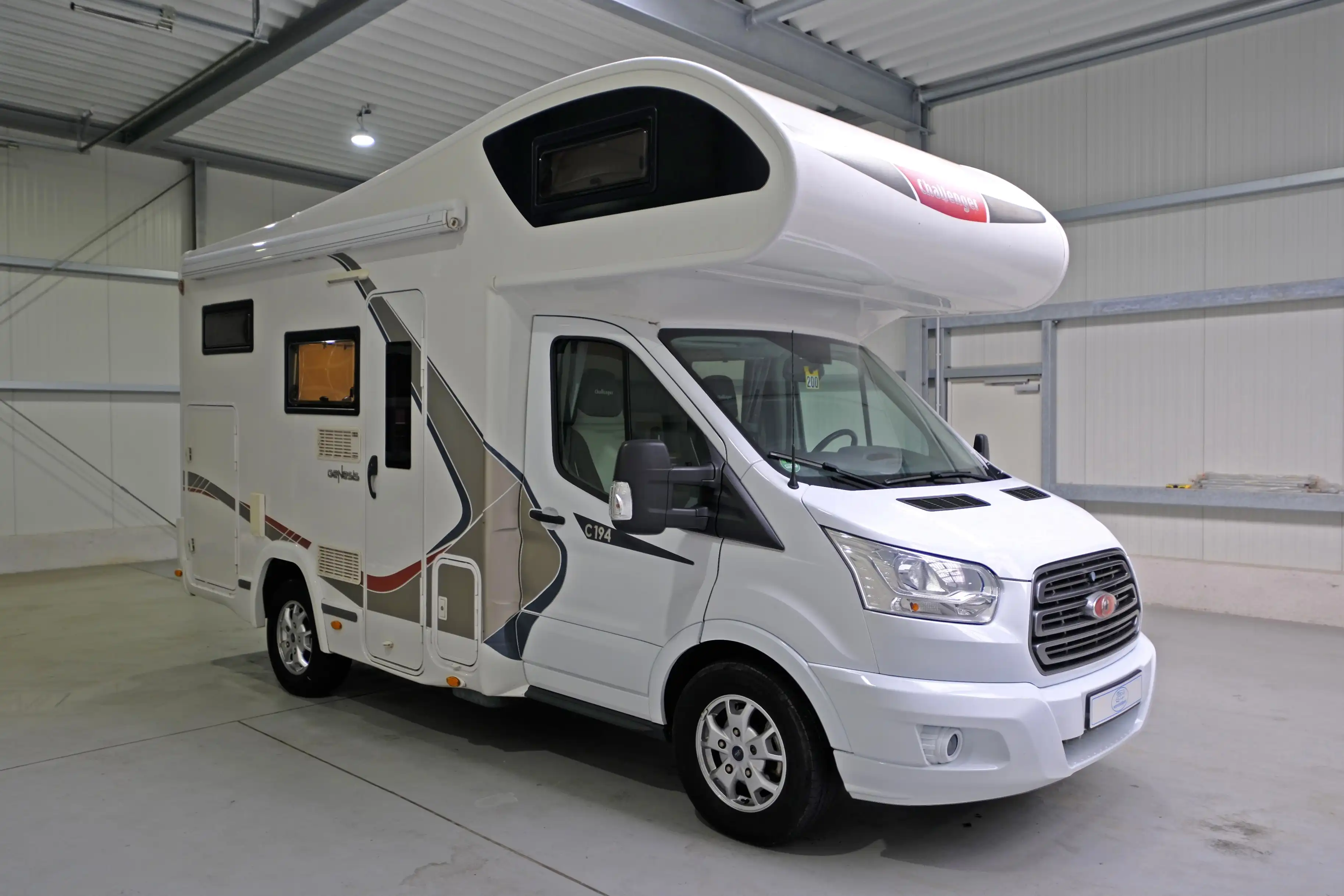 CHALLENGER Genesis C 194/1.Hand/Festbett/Garage/Klimaanlage/Solaranlage/Markise/Finanzierung möglich
